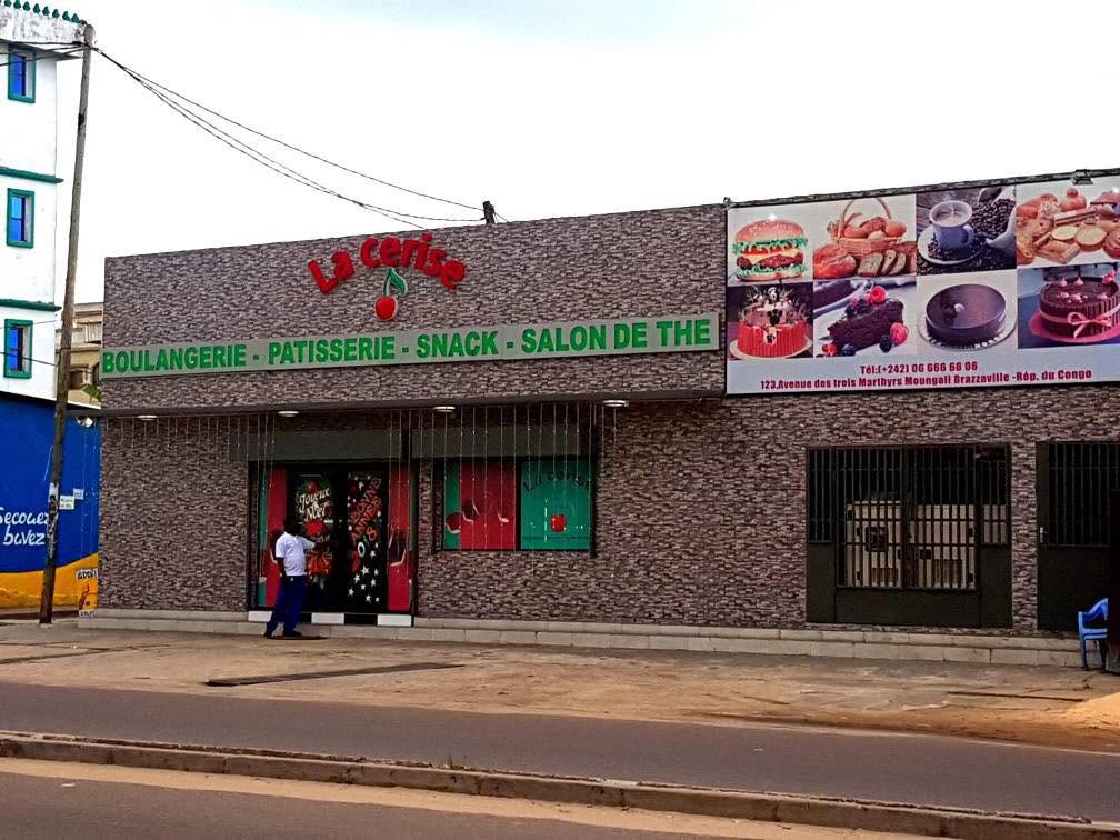 Agents AVERNA chez La Cerise Pâtisserie Brazzaville